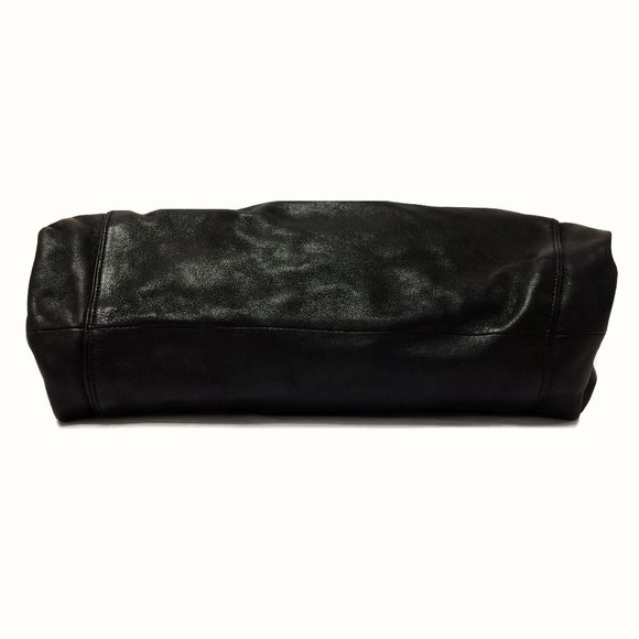 Chloe Amy Pleated Black Leather Tote - Picture 6 of 9